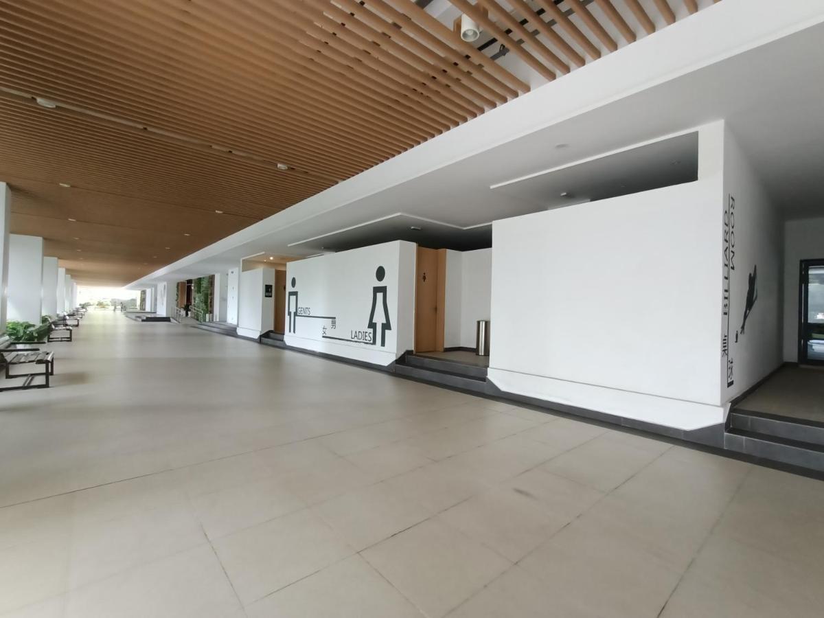 R&F Princess Cove Premium Homestay Famaily Johor Bahru Exterior photo